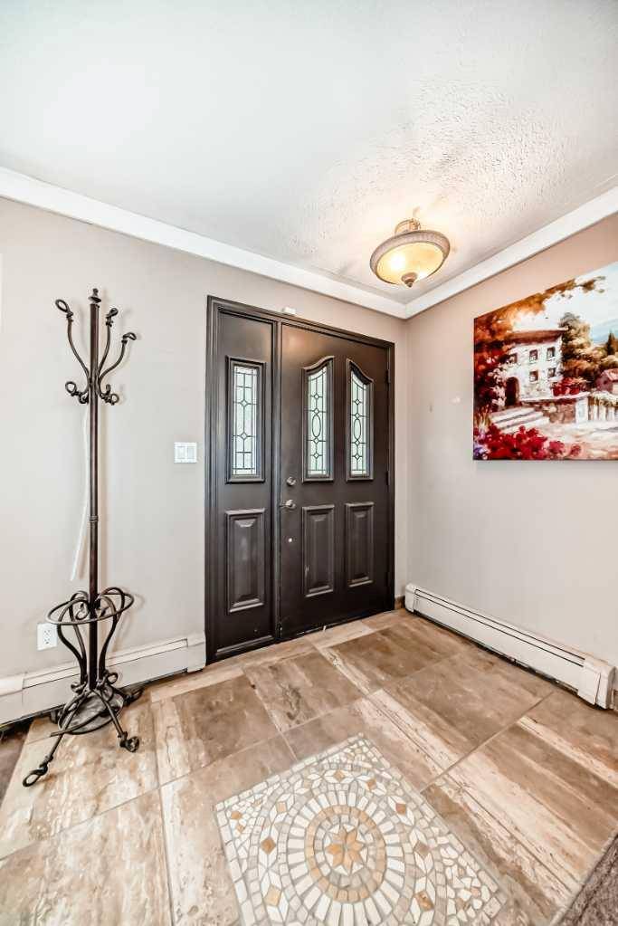 Ponoka, AB T4J 1C7,3823 51 Ave Close