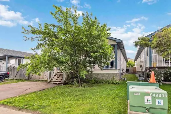 Fort Mcmurray, AB T9K0G2,221 Ash WAY
