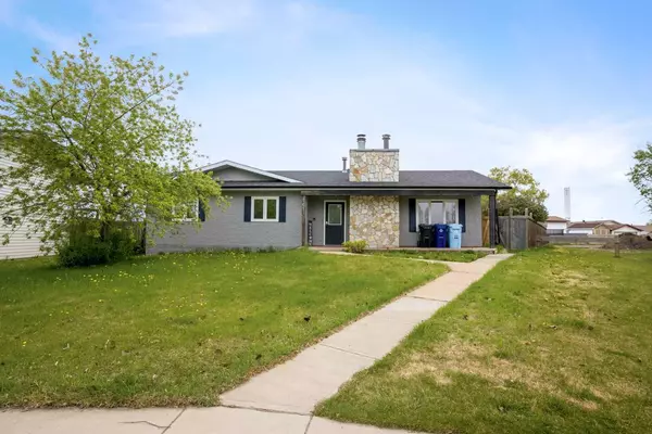161 Cowley Bay, Fort Mcmurray, AB T9K 1G5
