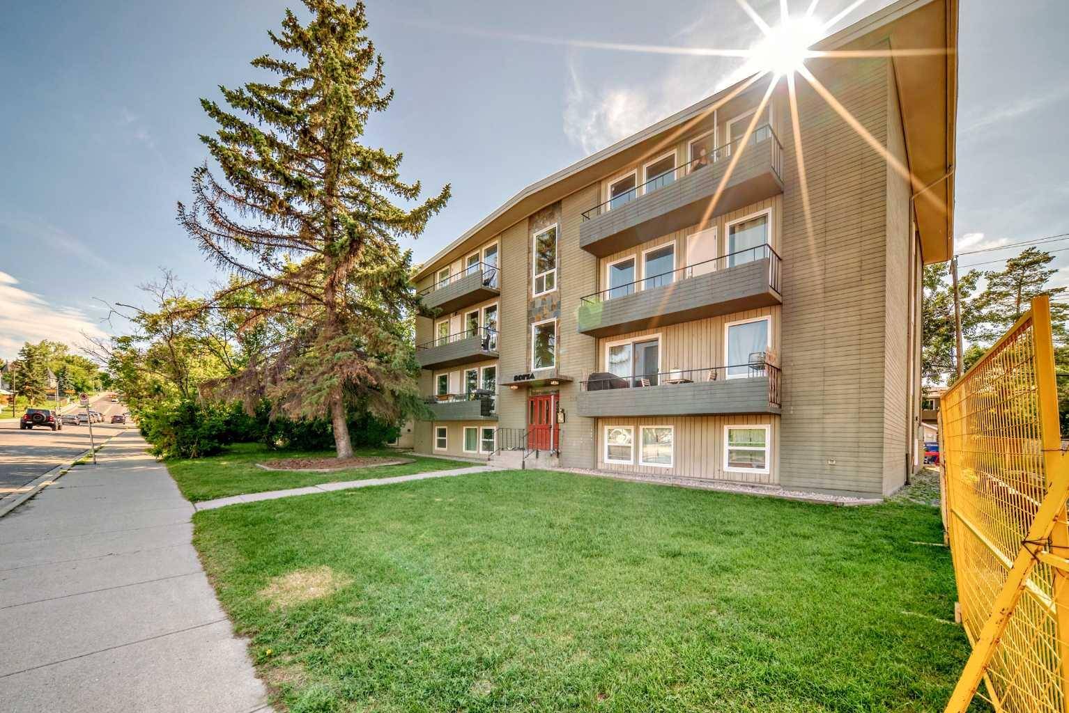 2111 14 ST Southwest #101, Calgary, AB T2B3M3