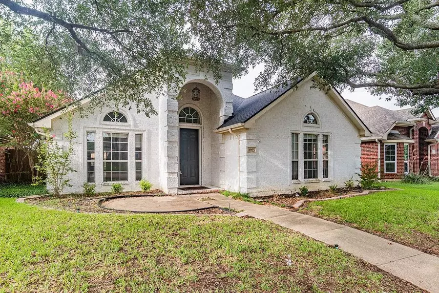 1925 Crestlake Drive, Rockwall, TX 75087