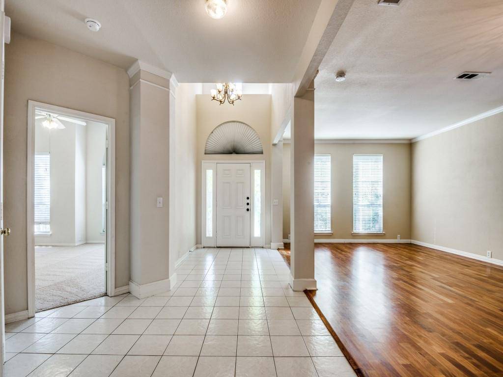Plano, TX 75025,2337 Ravenhurst Drive