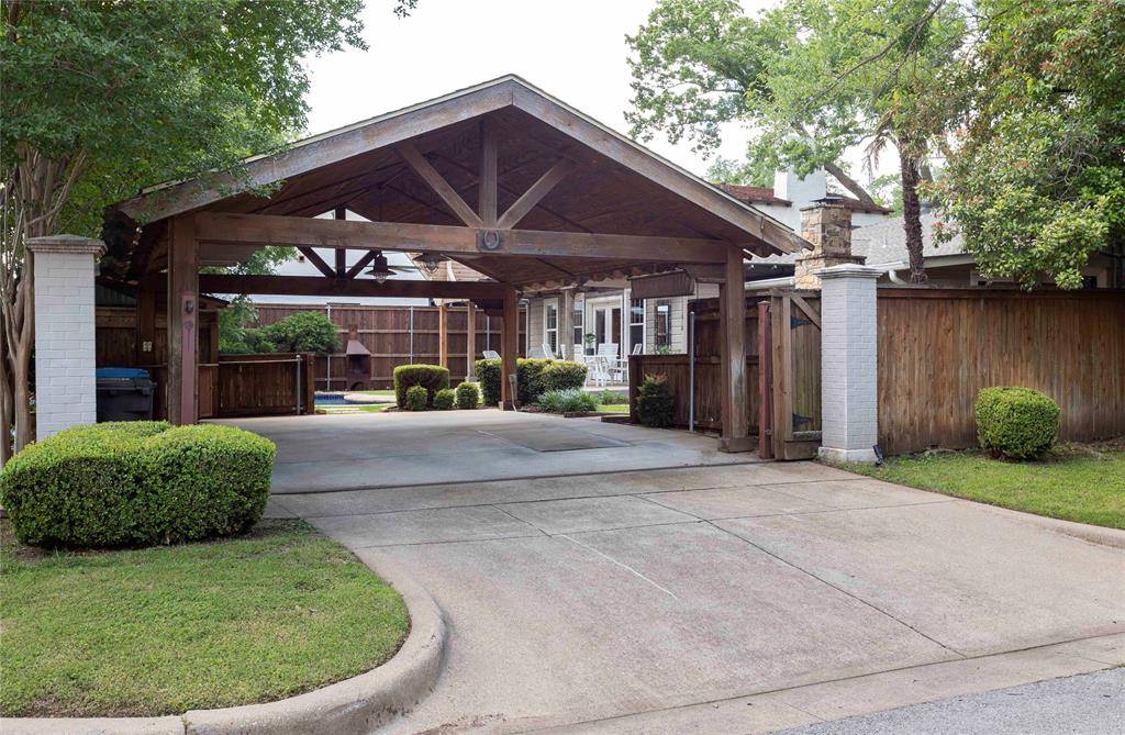 Fort Worth, TX 76107,701 Westview Avenue