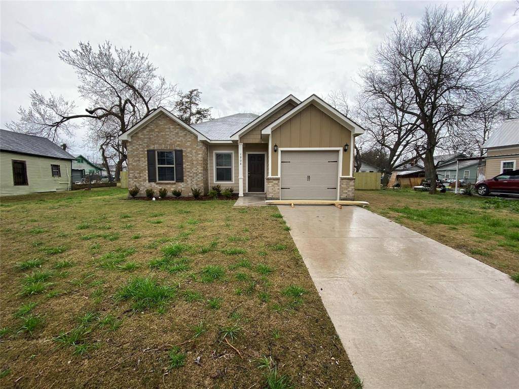 1908 Fuller Street, Greenville, TX 75401