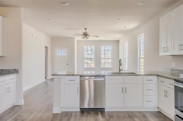 Fort Worth, TX 76105,2900 Avenue C
