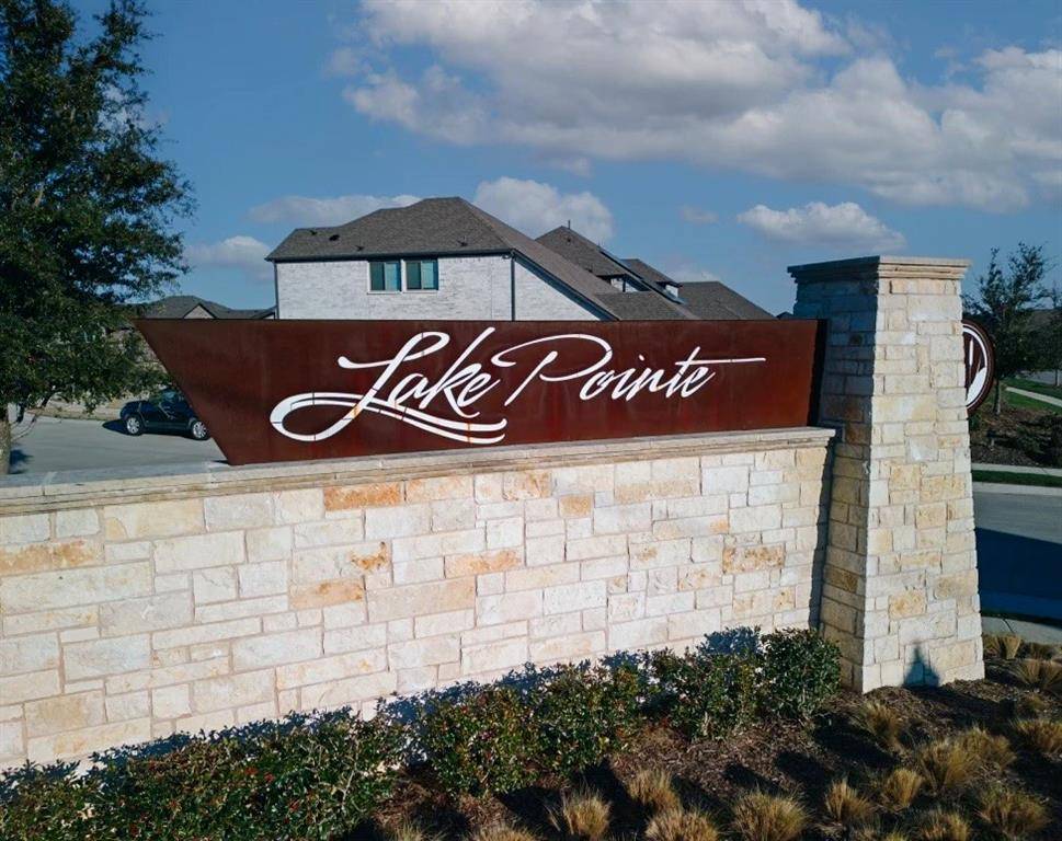 Lavon, TX 75166,560 Oak Creek Drive