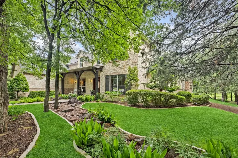 214 Lago Grande Trail, Lucas, TX 75098