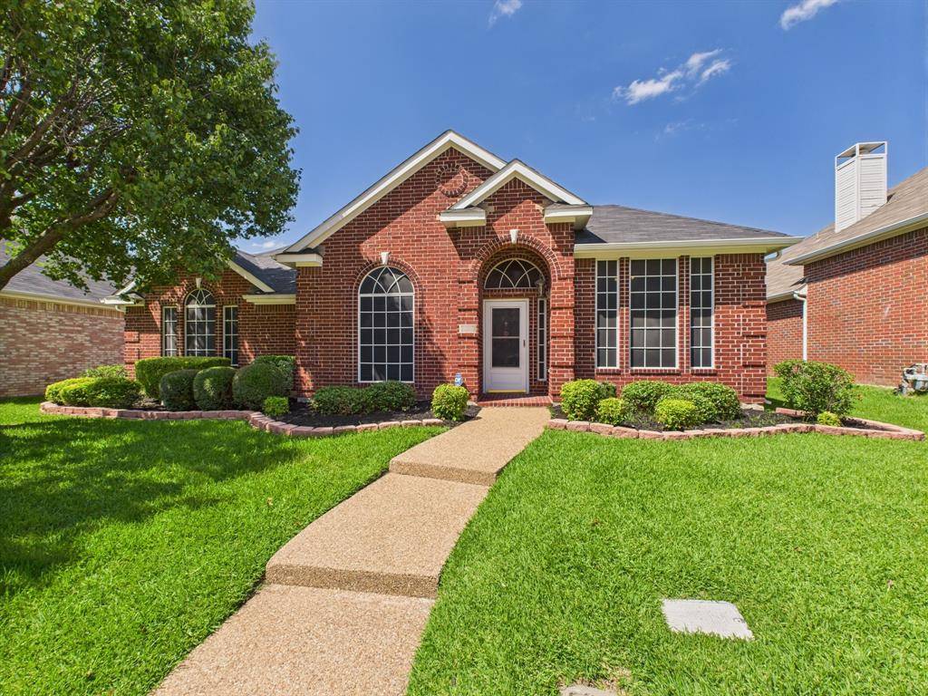 1197 Pleasant Oaks Drive, Lewisville, TX 75067