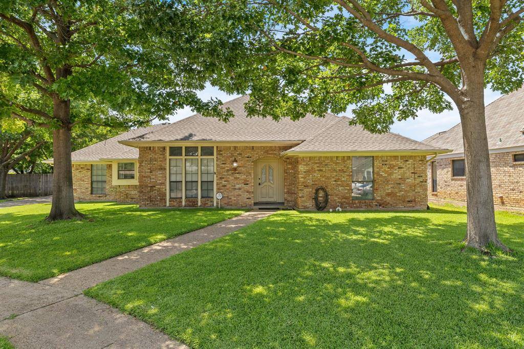 1405 Wagonwheel Court, Irving, TX 75061