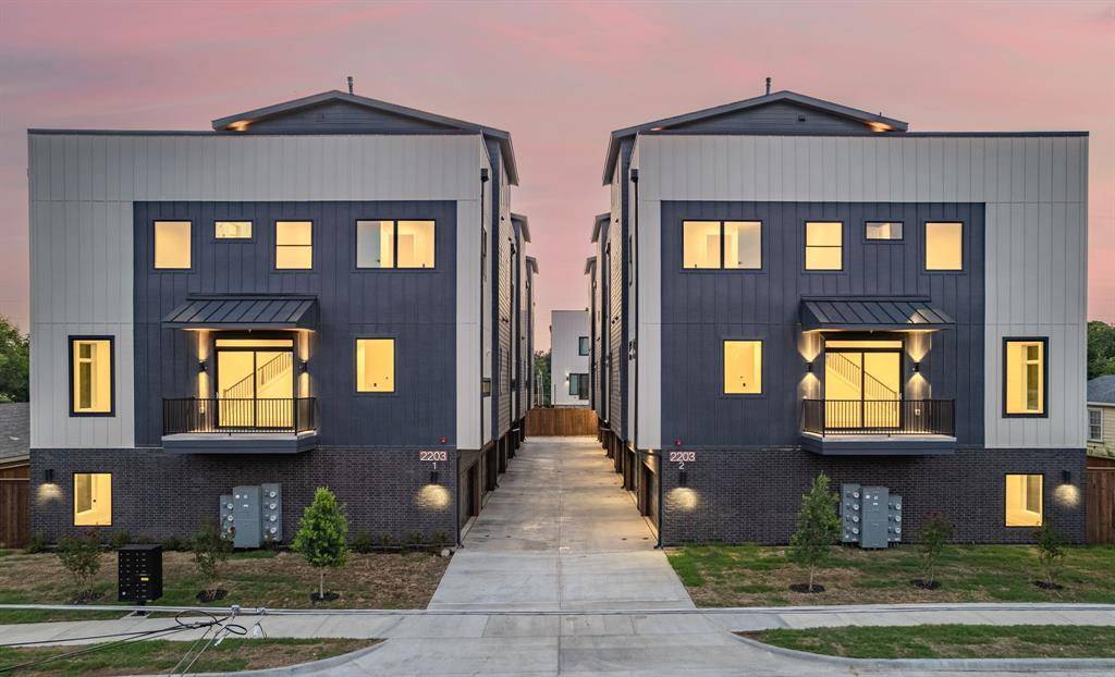 2203 Hondo Avenue #202, Dallas, TX 75219