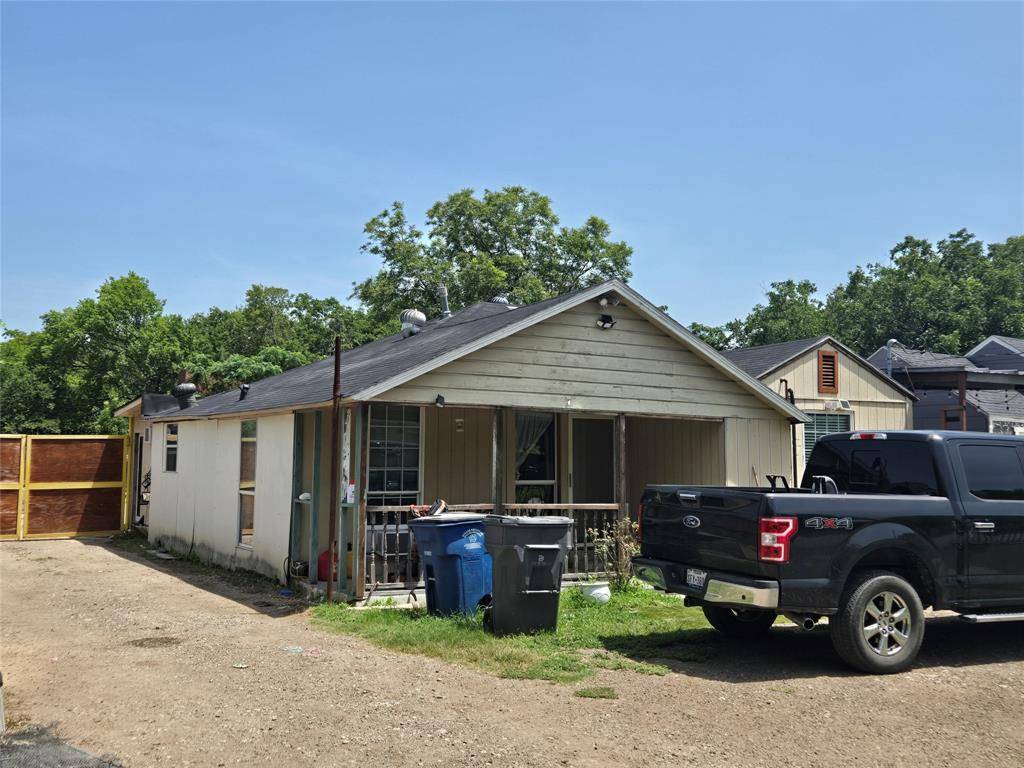 7015 Lovett Avenue, Dallas, TX 75227