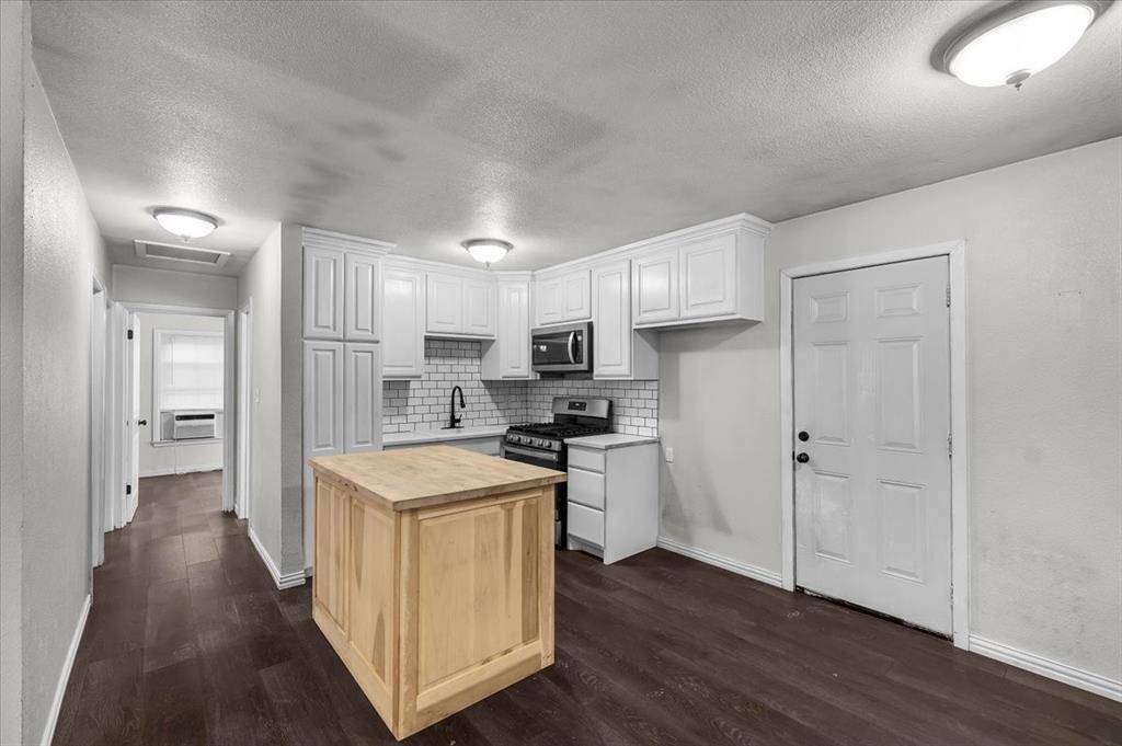 Fort Worth, TX 76106,4021 Neches Street