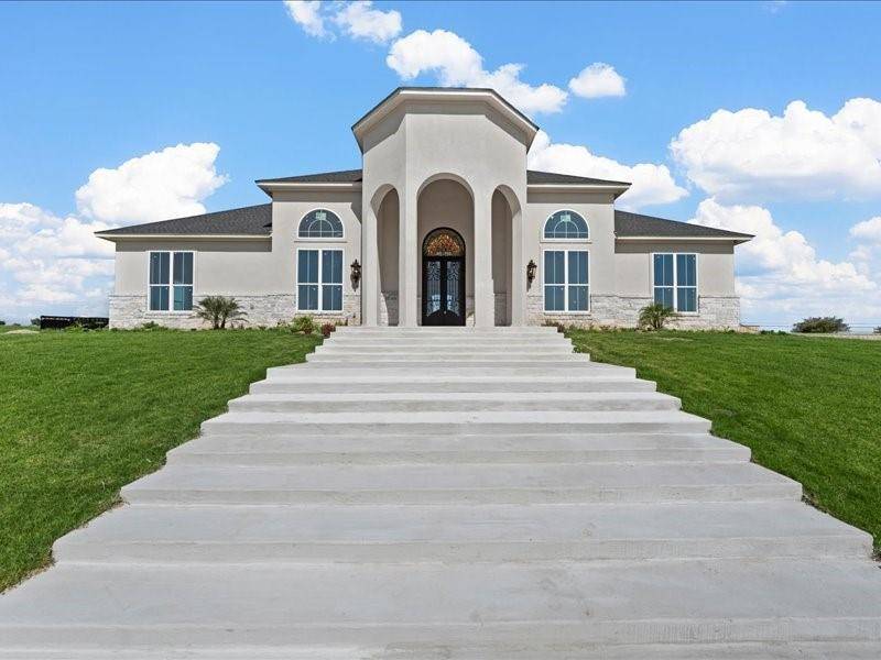 Lorena, TX 76655,112 Yellow Rose Street
