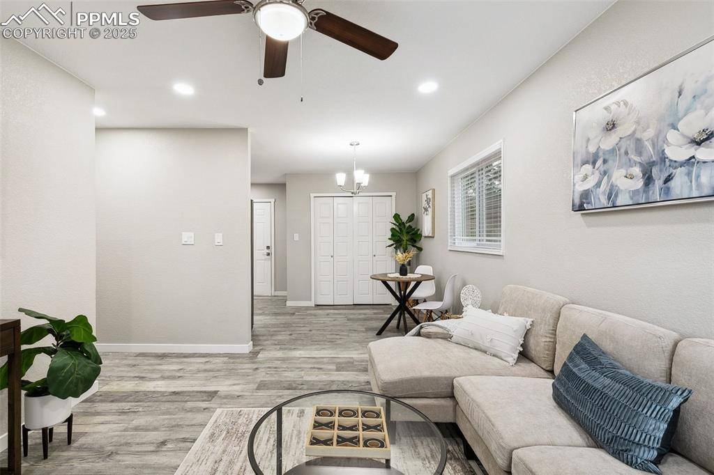 Colorado Springs, CO 80911,309 Davie DR