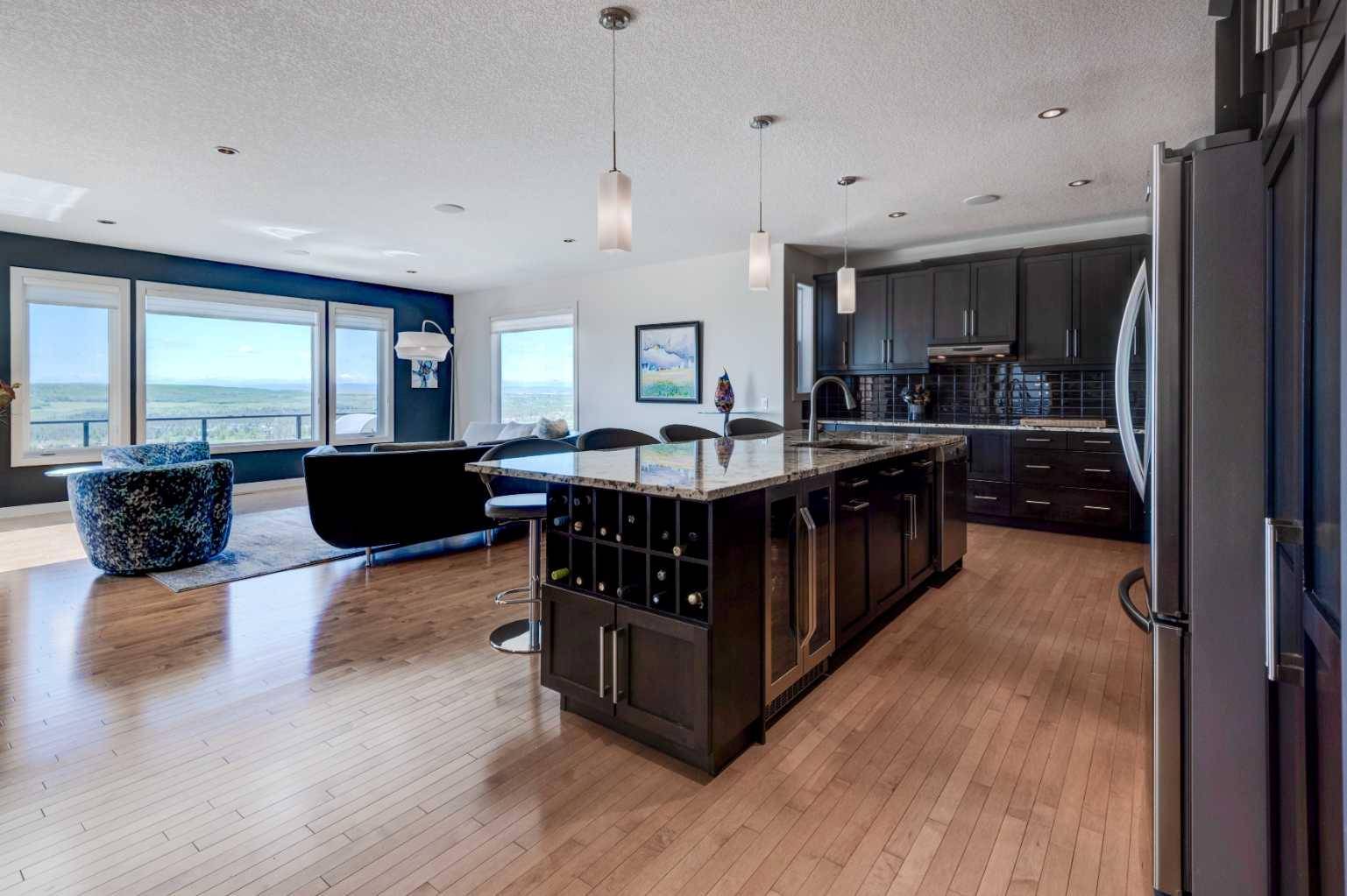 Calgary, AB T3H 5B8,220 Springbluff HTS SW