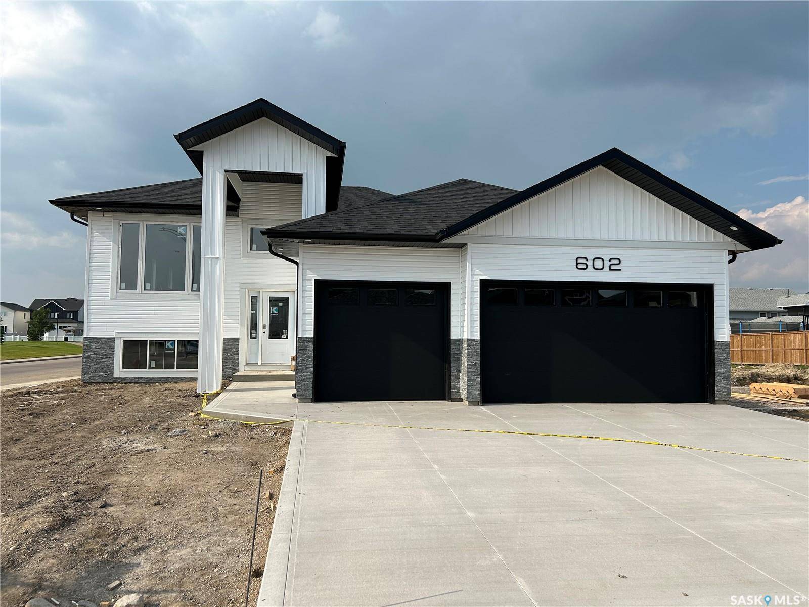602 Weir CRESCENT, Warman, SK S0K 4S4
