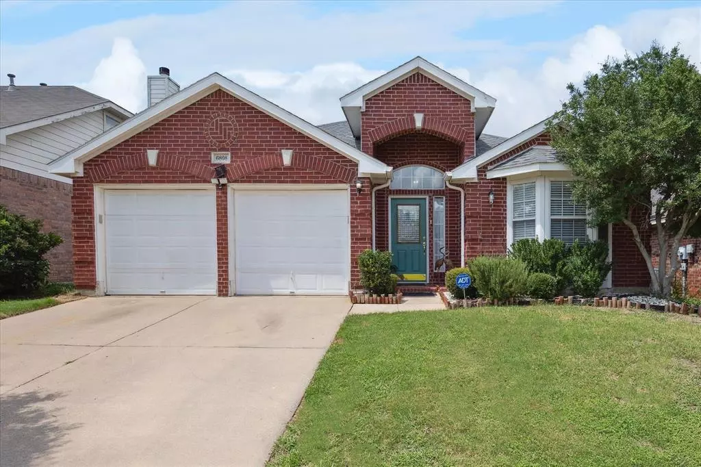 Fort Worth, TX 76132,6808 Day Drive
