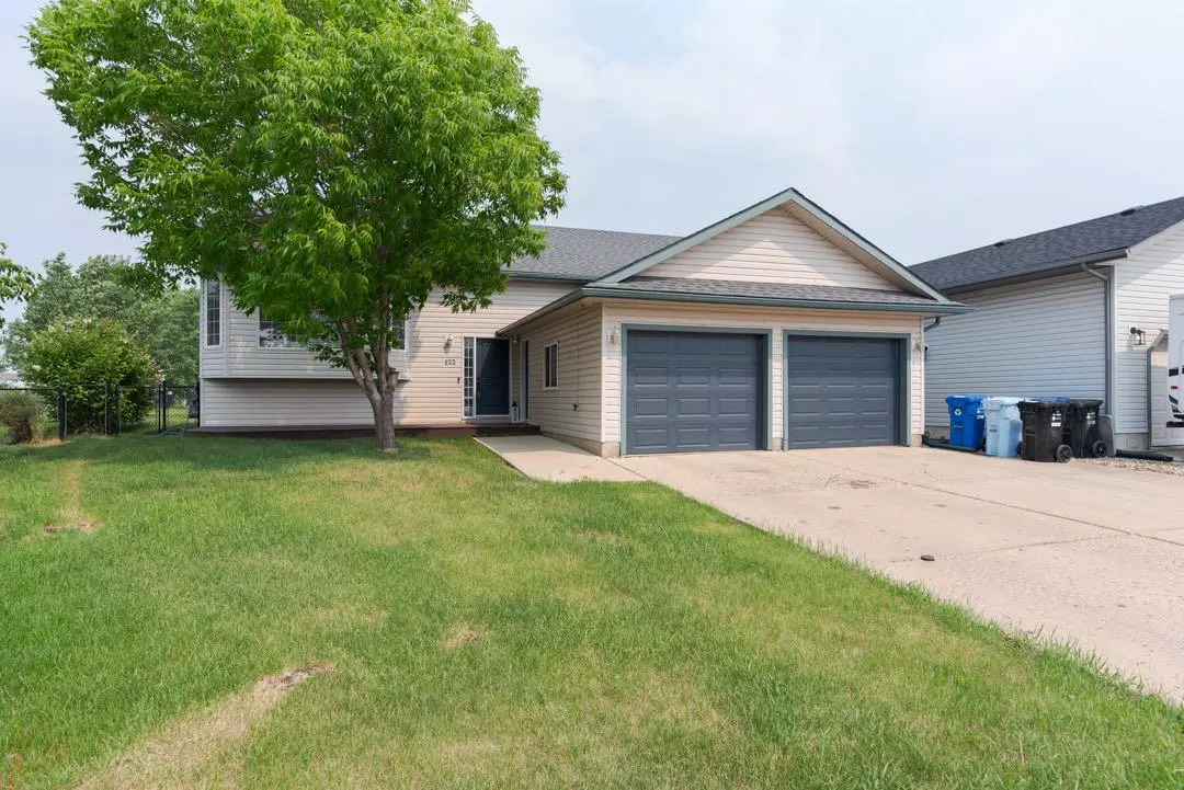 Fort Mcmurray, AB T9K 2M1,122 Laboucane Bay