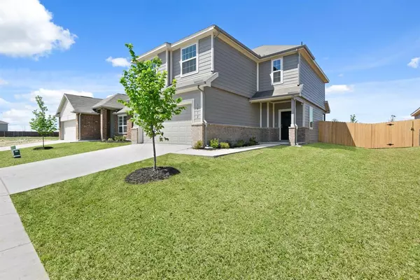 Fort Worth, TX 76131,1012 Wingjet Way
