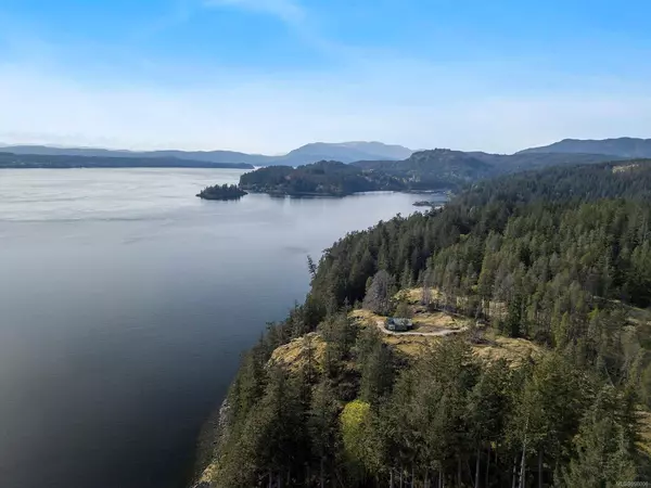 875 Gowlland Harbour Rd, Quadra Island, BC V0P 0A7