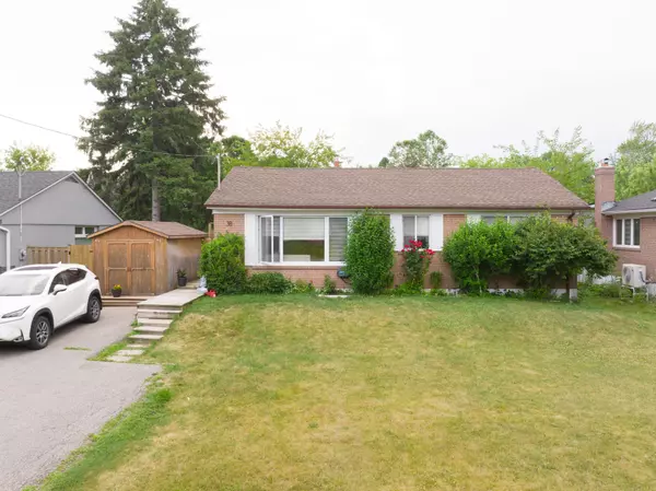 38 Hiley AVE, Ajax, ON L1S 6H5