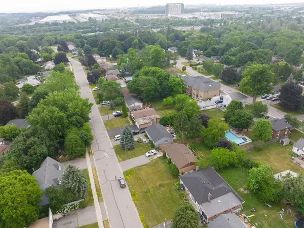 Ajax, ON L1S 6H5,38 Hiley AVE