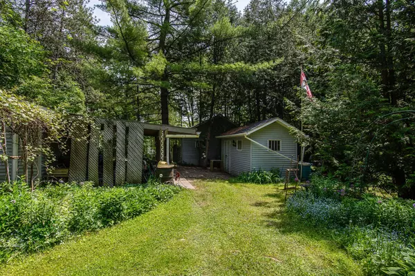 1002 Tenth ST, Centre Wellington, ON N0B 1J0