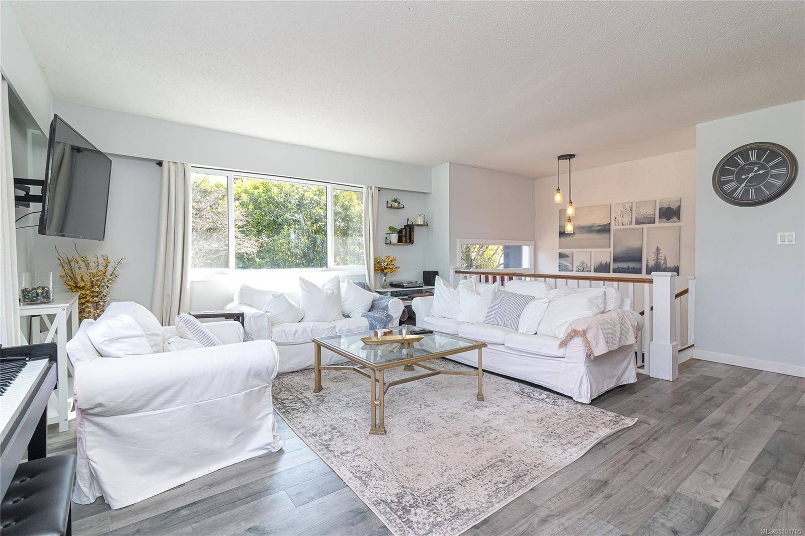 Mill Bay, BC V0R 2P4,525 Noowick Rd