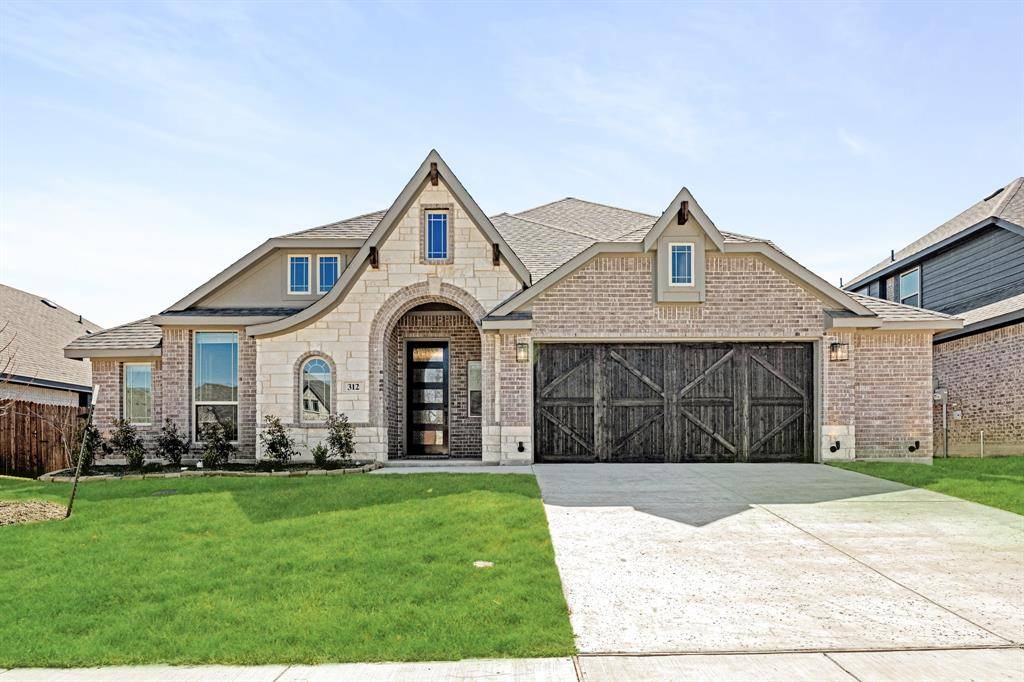 312 Resting Place Road, Waxahachie, TX 75165