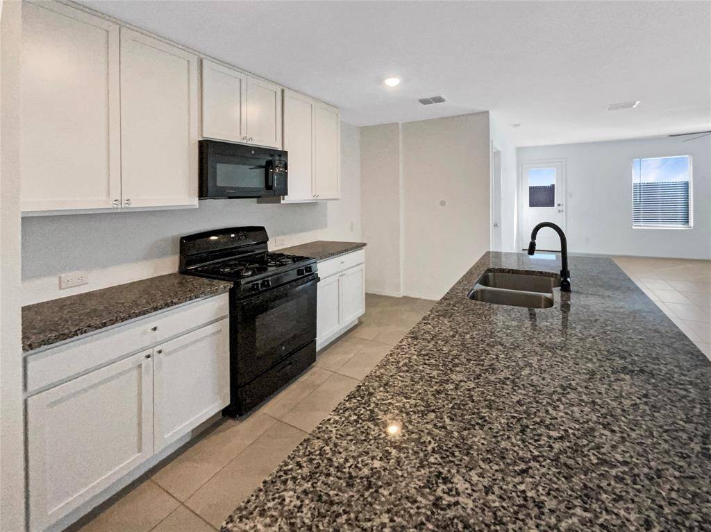 Forney, TX 75126,1409 Dovekie Drive