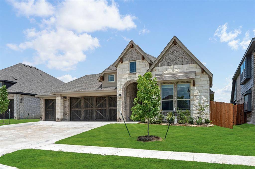 Waxahachie, TX 75165,509 Red Maple Road