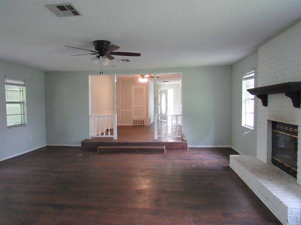 Robinson, TX 76706,535 N Stefka Drive