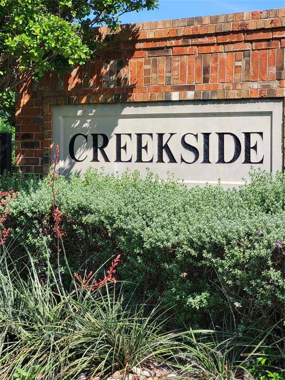 Crowley, TX 76036,524 paddle Drive