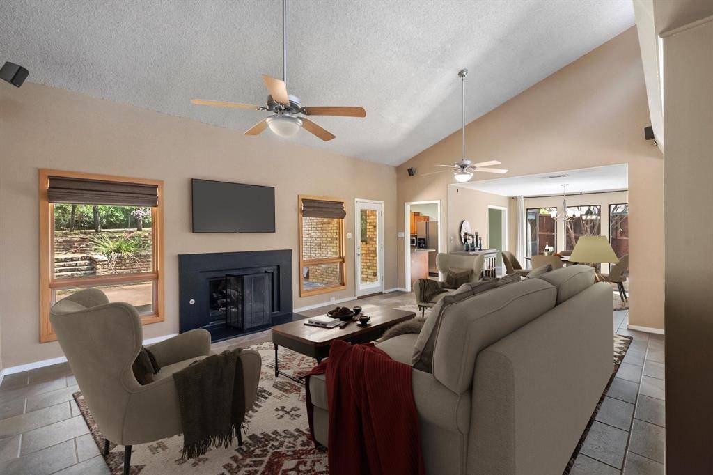 Dalworthington Gardens, TX 76016,2809 Burlwood Drive