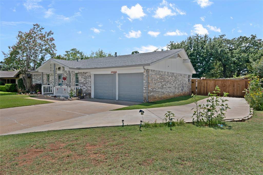 Hurst, TX 76053,329 Carnation Lane