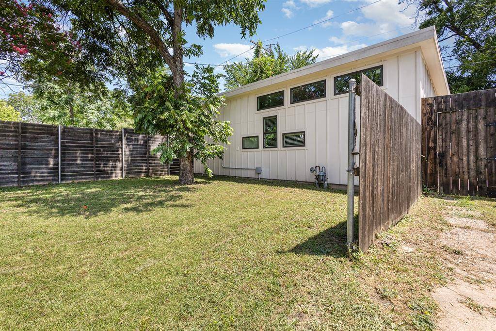 Dallas, TX 75223,1030 Mount Auburn Avenue #B