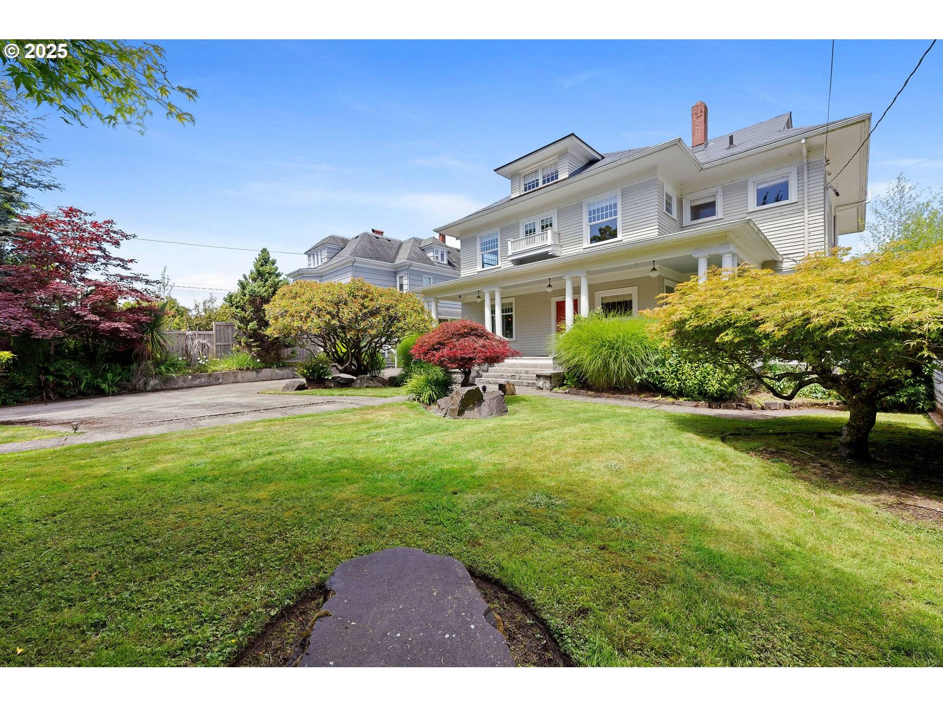 Astoria, OR 97103,1656 IRVING AVE