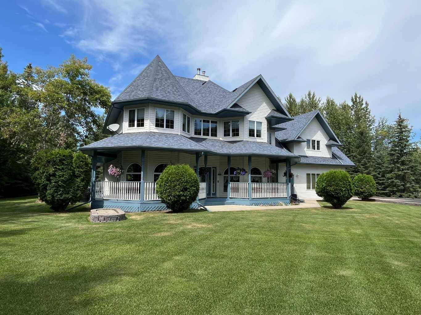 2110 Pioneer DR Southwest, Slave Lake, AB T0G2A4