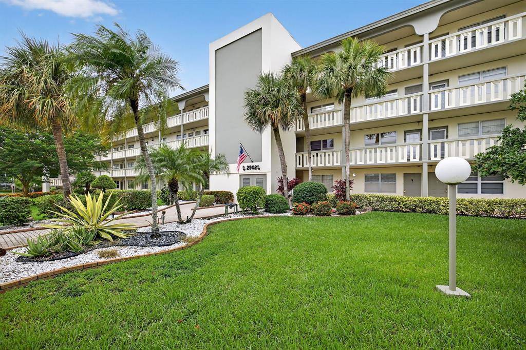 2902 Victoria Cir #G3, Coconut Creek, FL 33066
