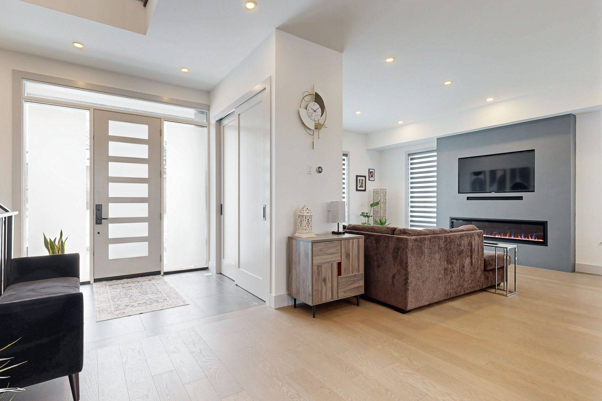 Burlington, ON L7L 4V7,169 Euston RD