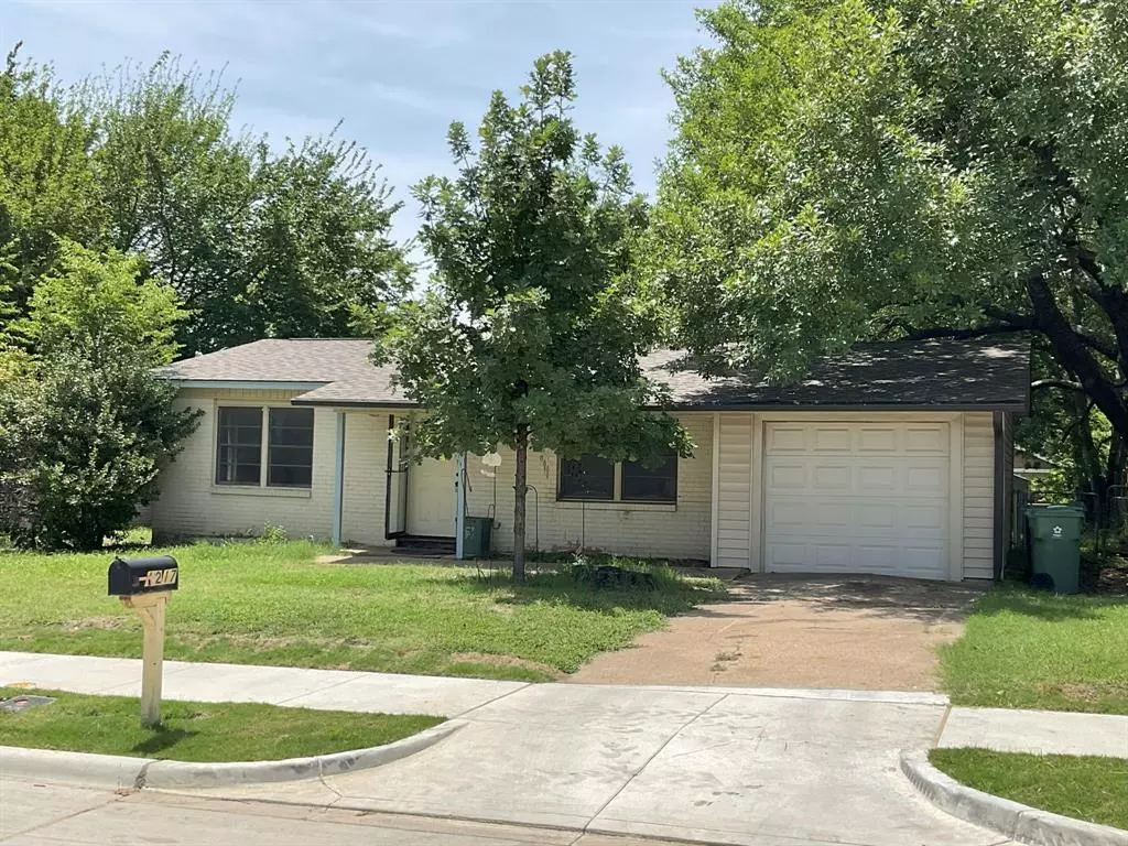 Arlington, TX 76010,1217 Sunnyvale Drive