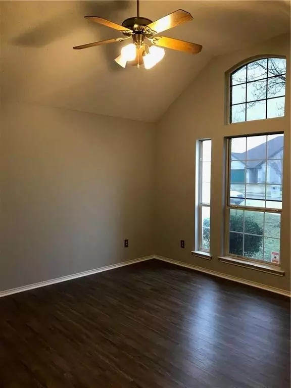 Burleson, TX 76028,931 Rolling Meadows Drive