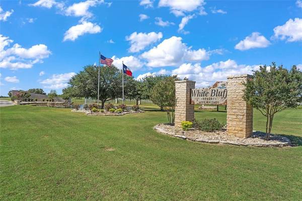 1653 White Bluff Drive, Whitney, TX 76692