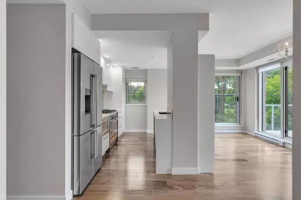 Calgary, AB T2N 0R9,1234 5 AVE Northwest #1210