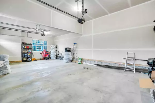 Calgary, AB T3P 1N9,41 Howse HTS Northeast