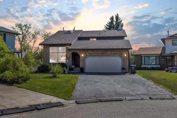 303 Ranchridge Bay NW, Calgary, AB T3G 1V5