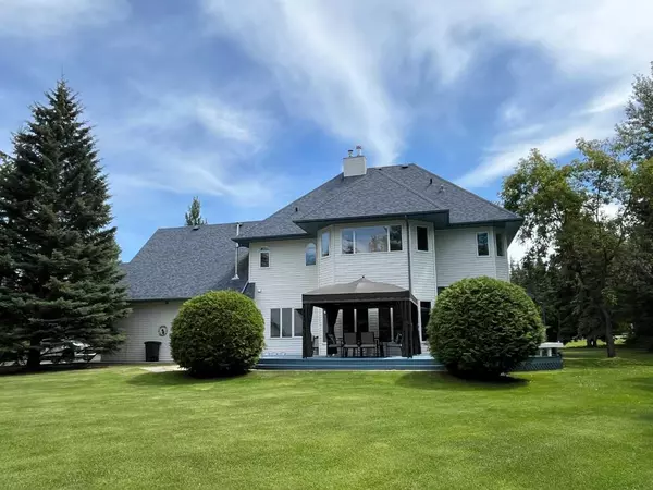 Slave Lake, AB T0G2A4,2110 Pioneer DR Southwest