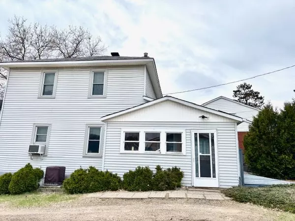 19420 Opeongo Line, Madawaska Valley, ON K0J 1B0