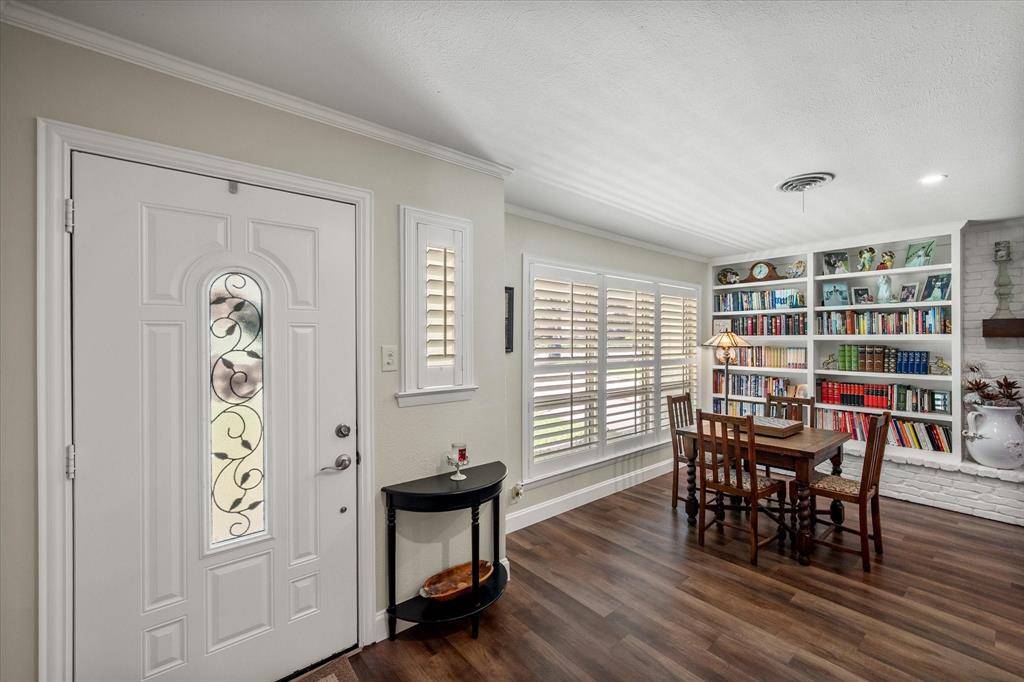 Hurst, TX 76053,1004 Trailwood Drive