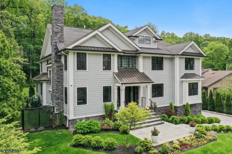 290 Long Hill Dr, Millburn Twp., NJ 07078